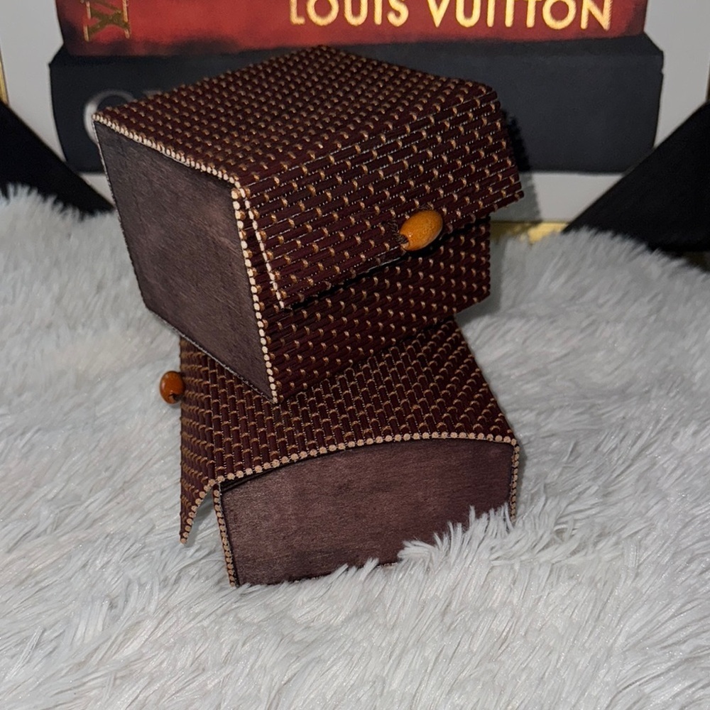 Brown Textured Boxes - Picture 4 of 5